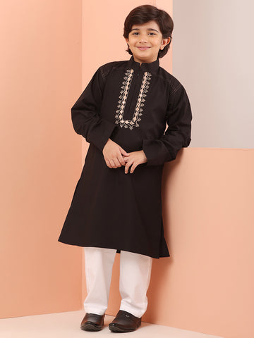 Embroidered Zip Closure Black Solid Kurta Pajama Set For Kids Boys