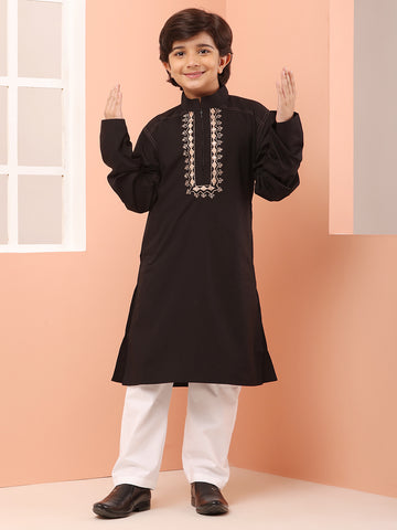 Embroidered Zip Closure Black Solid Kurta Pajama Set For Kids Boys