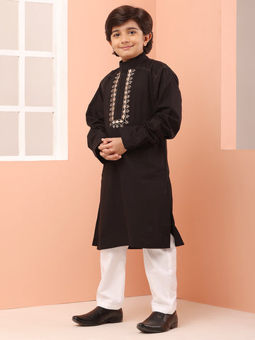 Embroidered Zip Closure Black Solid Kurta Pajama Set For Kids Boys