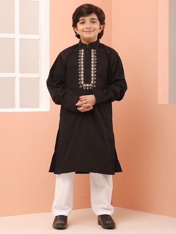 Embroidered Zip Closure Black Solid Kurta Pajama Set For Kids Boys