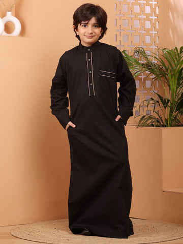 Nabia Black Solid Piping Detailing Thobe / Jubba For Kids Boys