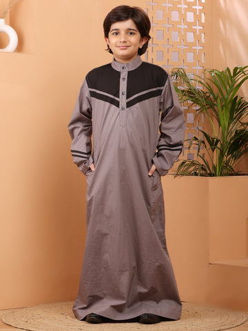 Nabia Grey and Black Solid Thobe / Jubba For Kids Boys