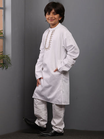 Embroidered Zip Closure White Solid Kurta Pajama Set For Kids Boys