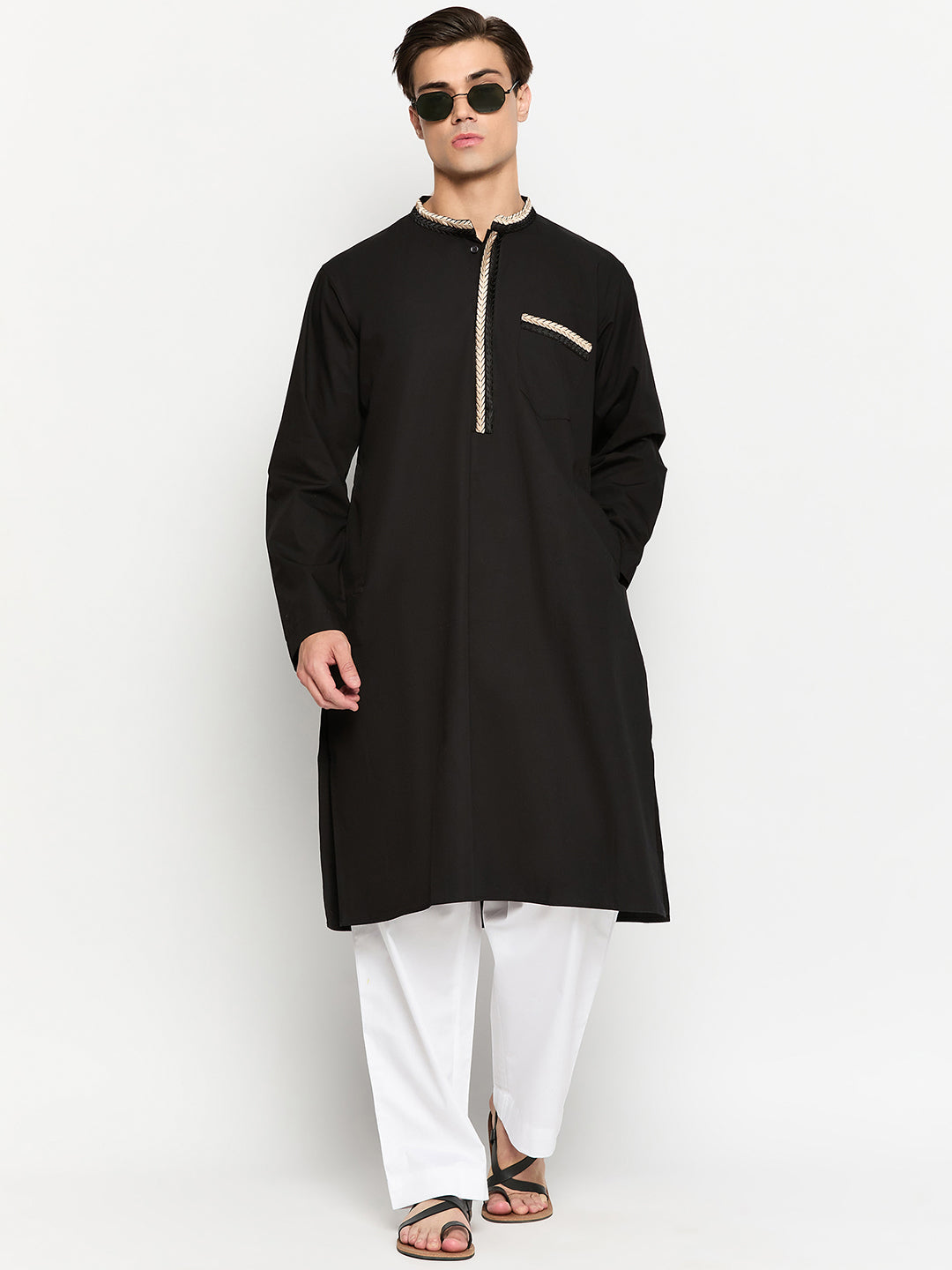 Black Solid Embroidery Details Men's Kurta With Long Sleeves