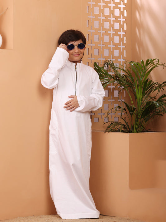 Nabia White Solid Thobe / Jubba For Kids Boys