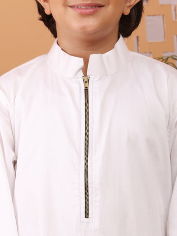 Nabia White Solid Thobe / Jubba For Kids Boys