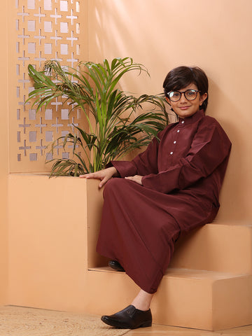 Nabia Maroon Solid Thobe / Jubba For Kids Boys