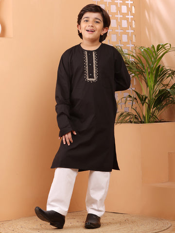 Nabia Black Solid Embroidery Detailing Kids Boy's Kurta Pajama Set