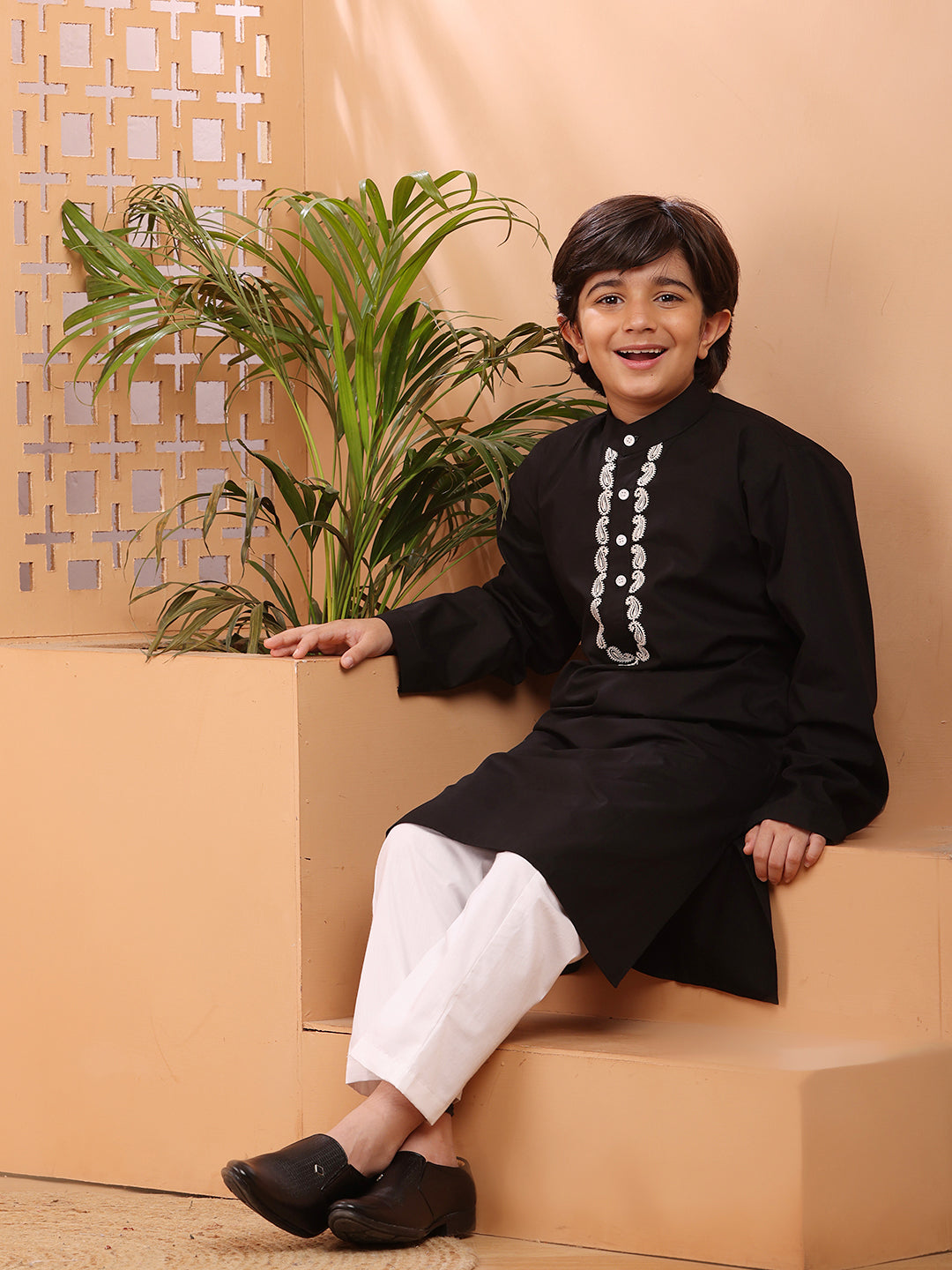 Nabia Black Solid Embroidered Kurta Pajama Set For Kids Boys